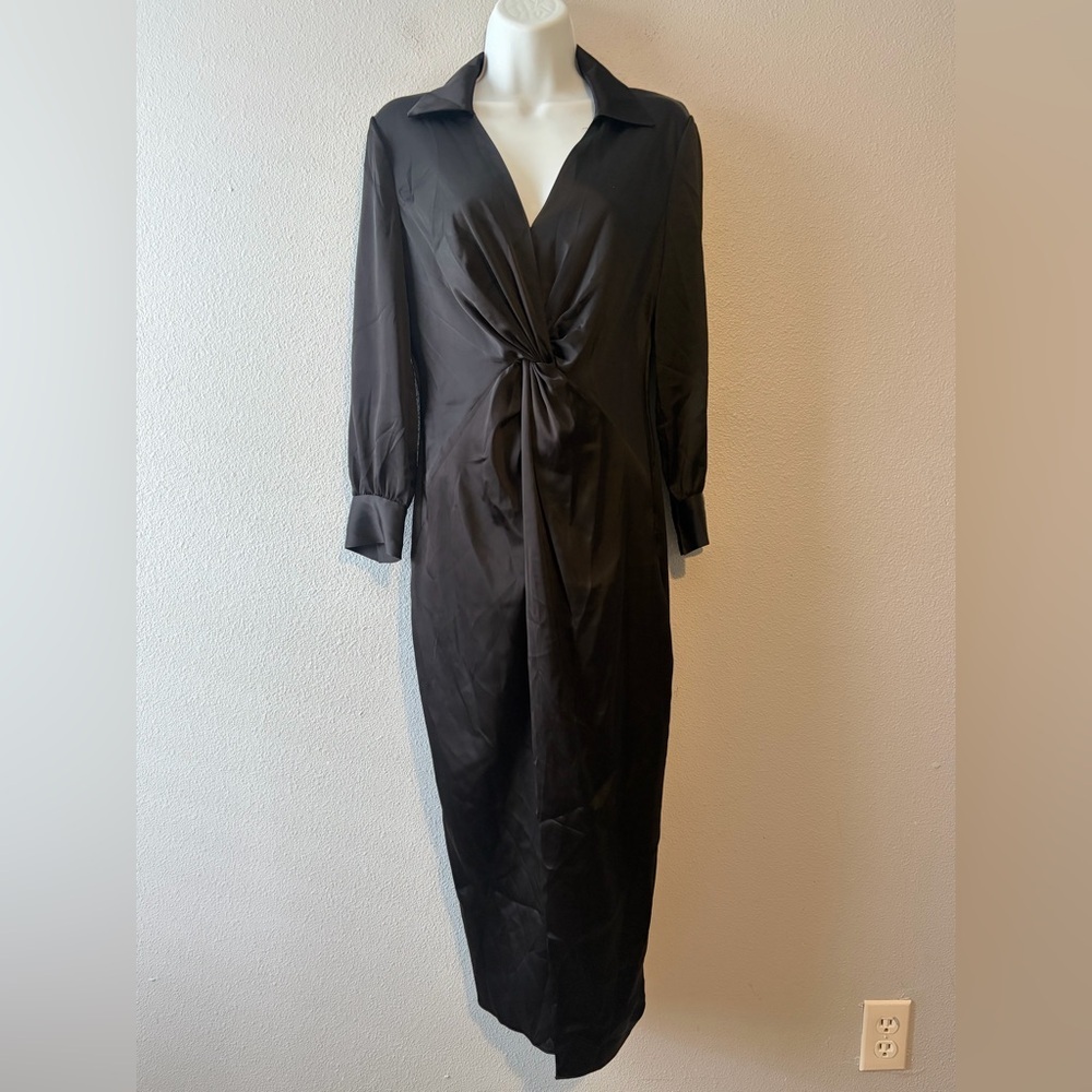 Theory
Midi Twist Dress - Picture 5 of 9